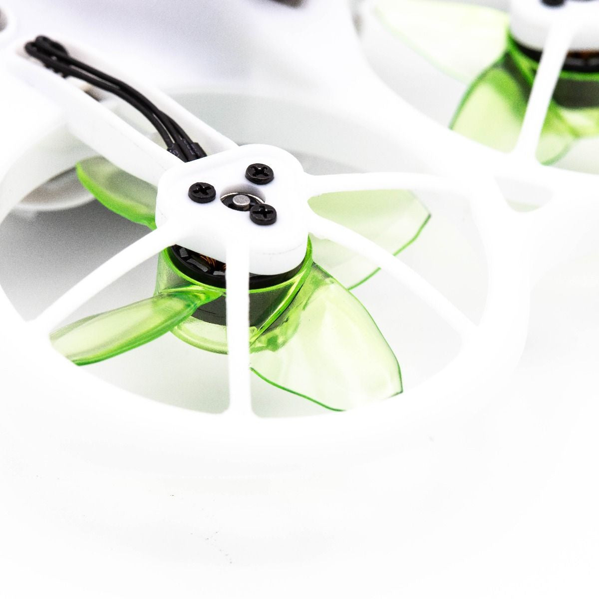 Emax AVAN TinyHawk Turtlemode Propeller 4-blade 1 set GREEN NEW!